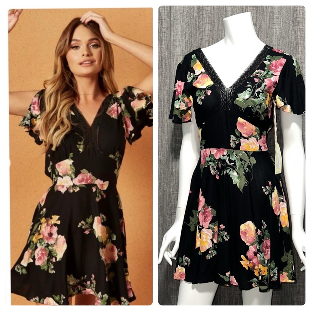 NWT Band of Gypsies Sycamore Black Rose Print Mini Dress XS